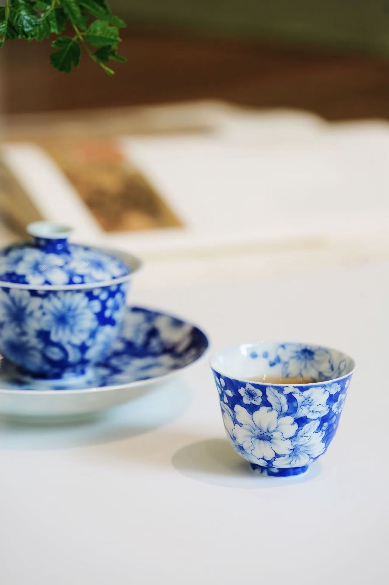 Blue and White Porcelain Gaiwan with Hand-Painted Azalea Design