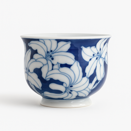 Handmade Jingdezhen Blue-and-White Lily Flower Teacup