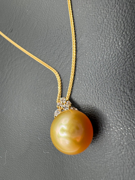 Golden South Sea Pearl Pendant Necklace