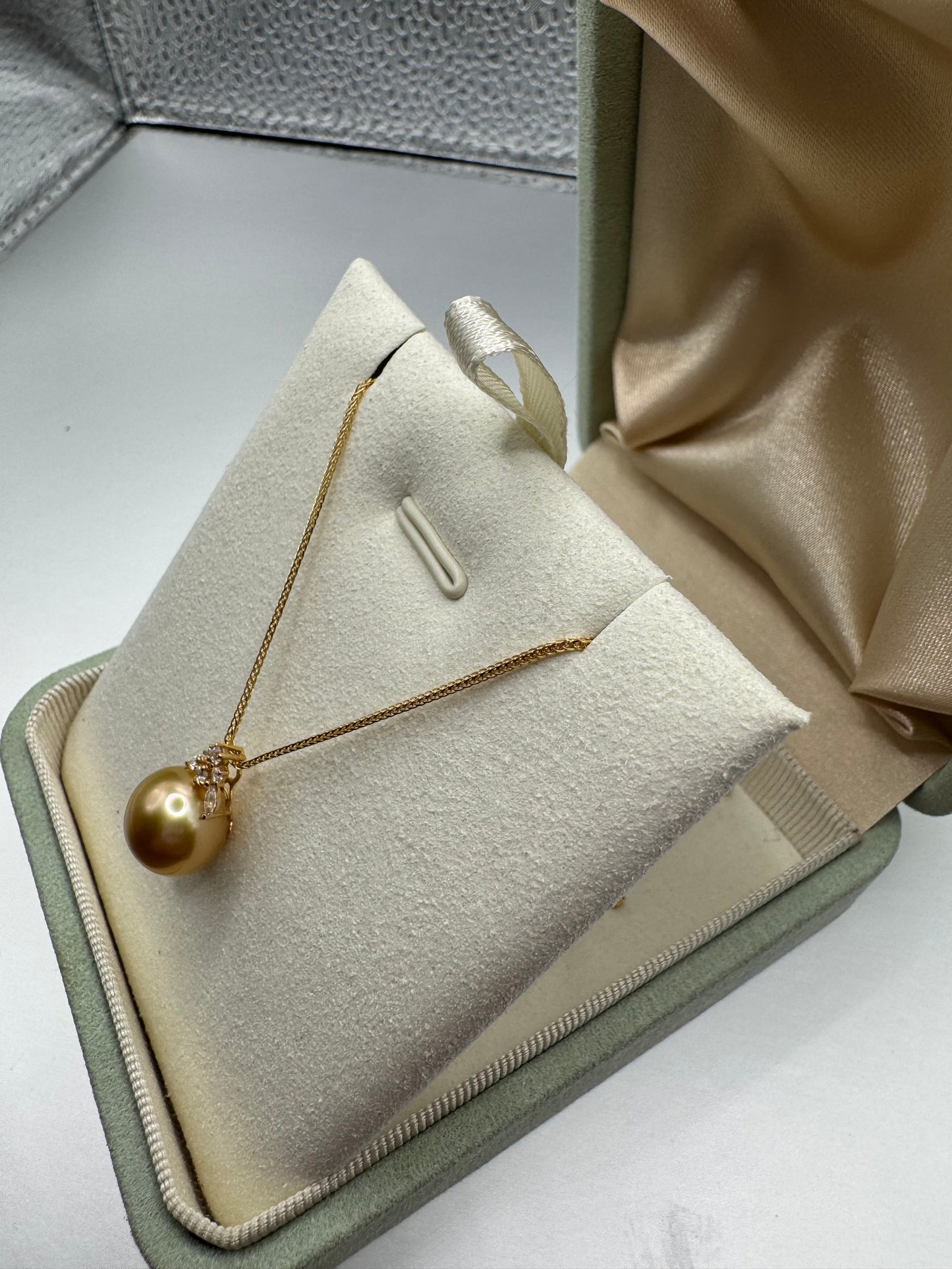 Golden South Sea Pearl Pendant Necklace