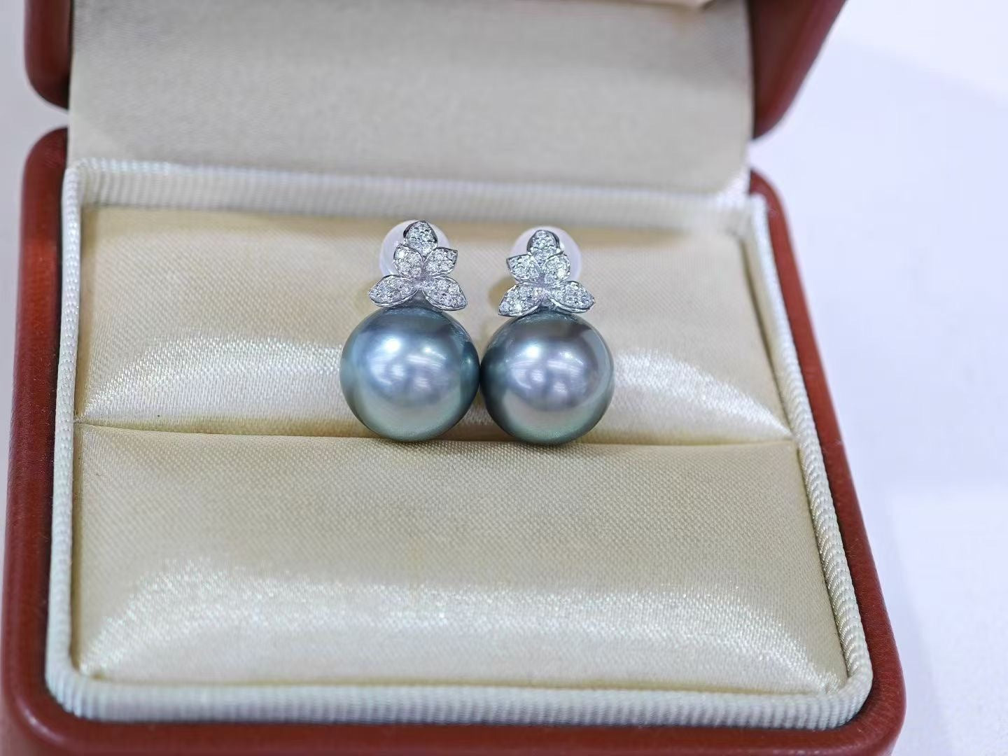 Tahitian Black Pearl Earrings – 10-11mm Round, 18K Gold with CZ Floral Design