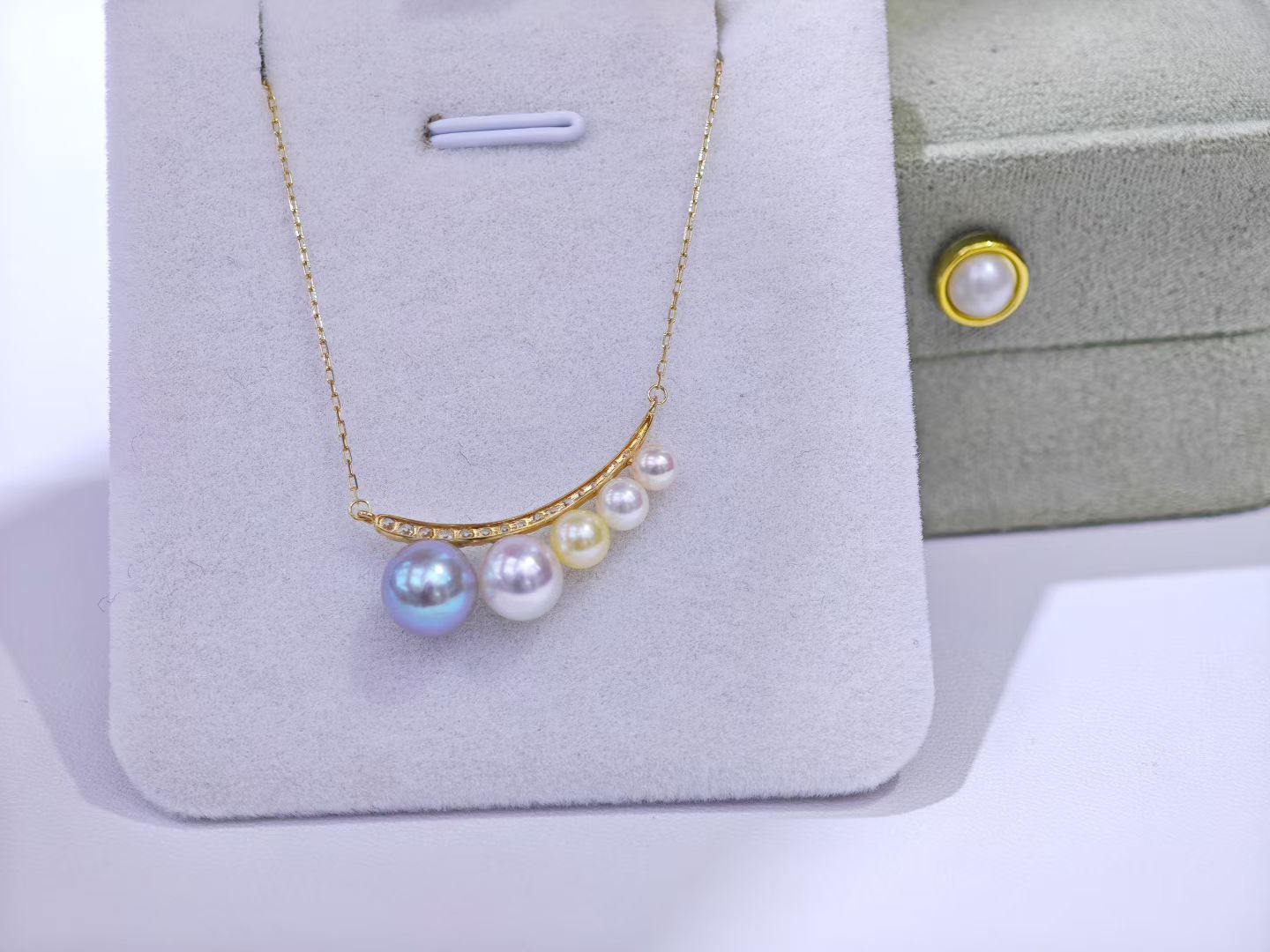 Macaron Akoya Pearl Gradient Necklace | 18K Gold, 3–8mm Round Pearls | Ocean-Inspired Elegance